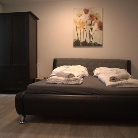 Brilliant Souterrain Apt. - Prater Amuesement Park Apartment Vienna Exterior photo